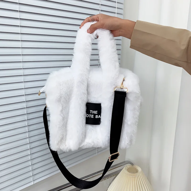 Luxury Faux Fur Women's Tote Bag Furry Plush Shoulder Messenger Bags For Women Designer Luxury Soft Top Handbags Warm Purses Sac