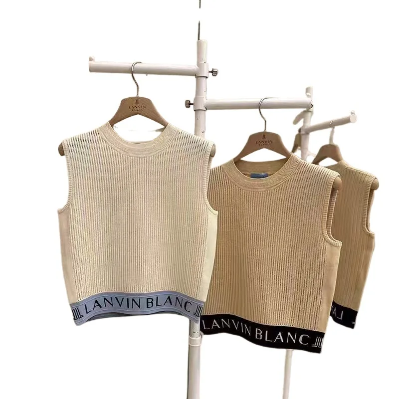 

Women's Golf Apparel Crew Neck Knit Tank Top Fitted Sleeveless Pullover Knit Top