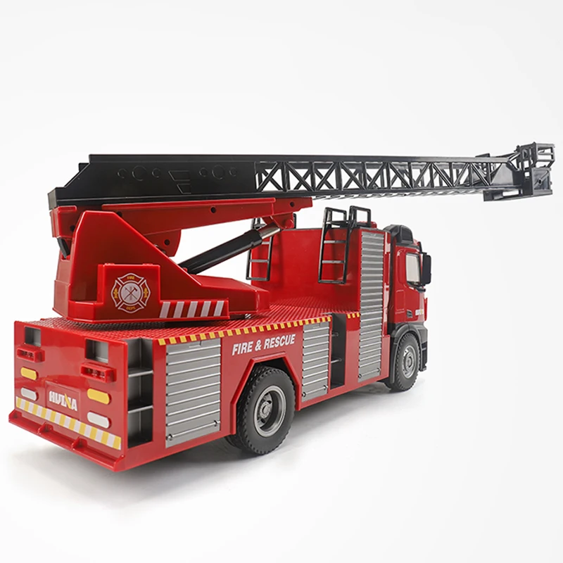 

HUINA игрушка 1/14 561 2,4G распылительная масштабируемая лестница пожарная машина трактор радиоуправляемая модель автомобиля реалистичный опыт пожаротушения для детей