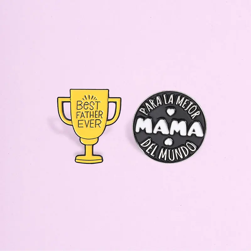 Set de Broches Esmaltados para Mamá y Papá, con Frases Encantadoras en Español e Inglés, Regalos para Padres, "Para La Mejor Mamá Del Mundo"