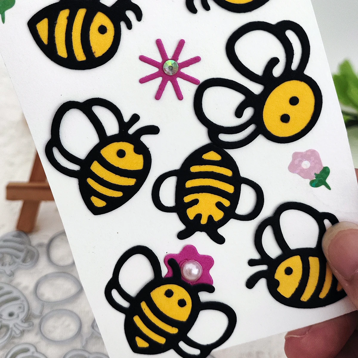 New Flowers Birds Tree Bees Cutting Dies Stamps Stencil Scrapbook Diary Decoration Embossing Template Diy Card Handmade