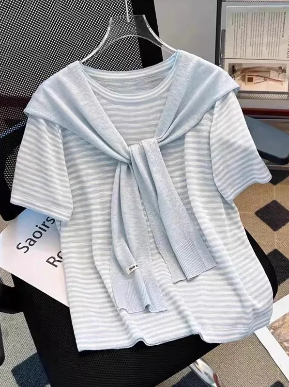 

Новая модная летняя женская футболка с коротким рукавом, вязаная в полоску, с эффектом утяжки, облегающая, тонкая, трендовая, с драпировкой на плечах