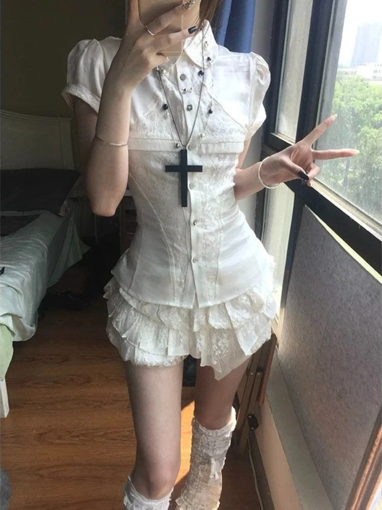 

Винтажный элегантный кружевной облегающий комплект из 2 предметов, женская шикарная рубашка с коротким рукавом + пышная низкая мини-юбка, эстетический летний наряд 2025 г.