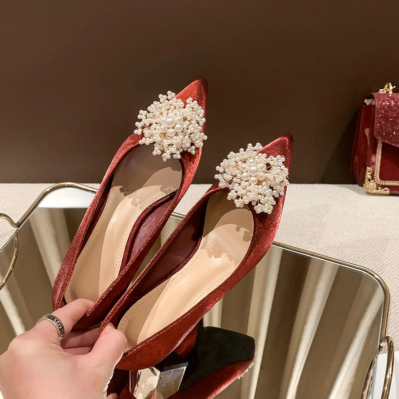 New Red Small Heel Shoes Thick Heel Wedding Shoes Bridal Shoes Chinese Xiuhe Clothing Shoes Large Women's Shoes