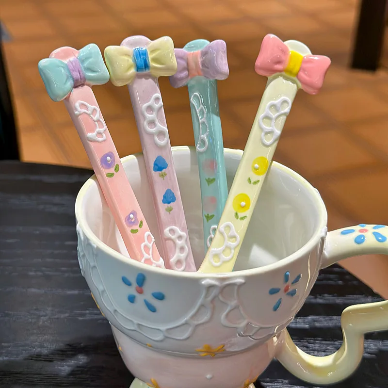 

Cute Long-Handled Ceramic Bow Coffee Spoon, Household Children'S Eating Spoon, Mixing Spoon, Dessert Spoon