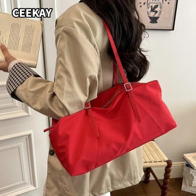 CEEKAY レディース マルチカラー ダッフルバッグ 大容量 トップハンドル ジッパーディテール 日常旅行 ジム スポーティ カジュアル トレンドスタイル 1