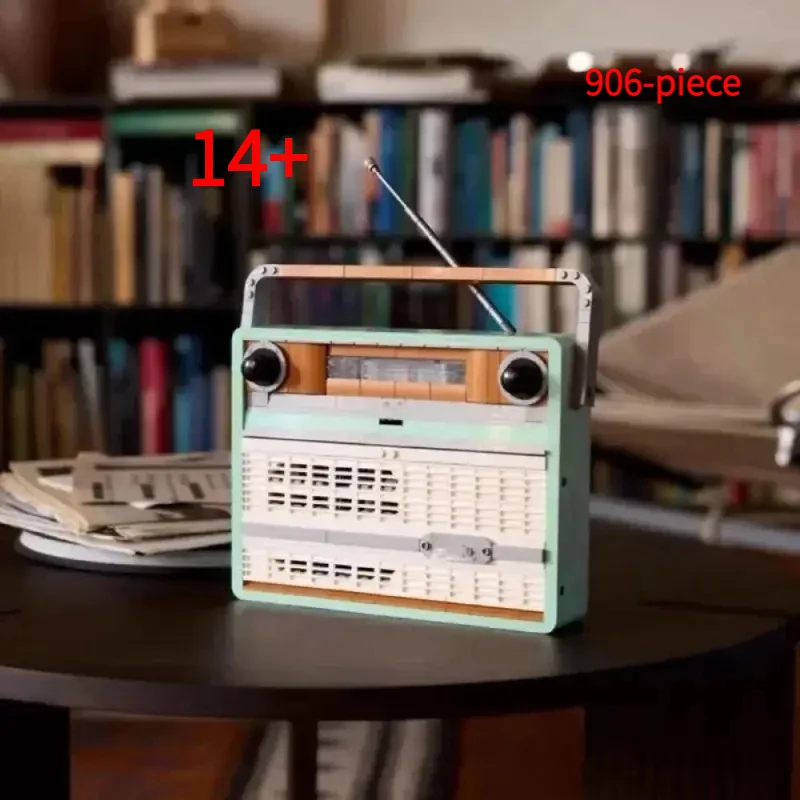 

MOC In stock 906PCS Mint Green Creative Assembly Blocks Vintage Radio Plastic puzzle Compatible 10334 Christmas Gift for Friends