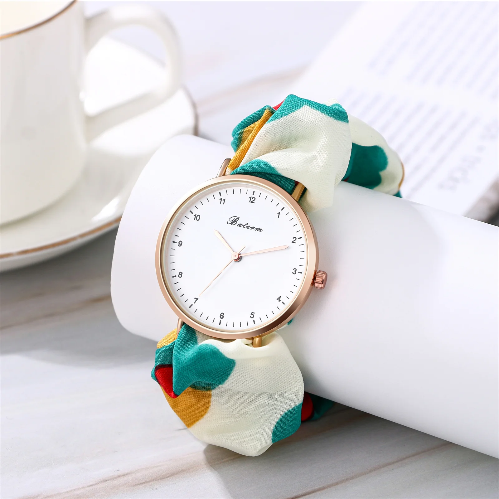 LANCARDO Scrunchie Watch Stretch Rope Watch Delicate Fashion Bracelet Watch Women's multi-functional ultra-thin student watch