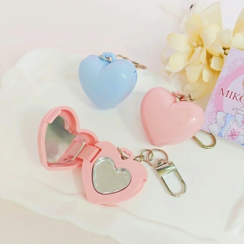 

Pink Blue10pcs 0.5g Heart Shaped Lipstick Jar Subpackage Lip Membrane Lipstick Eye Shadow Powder Packaging Container Girlish