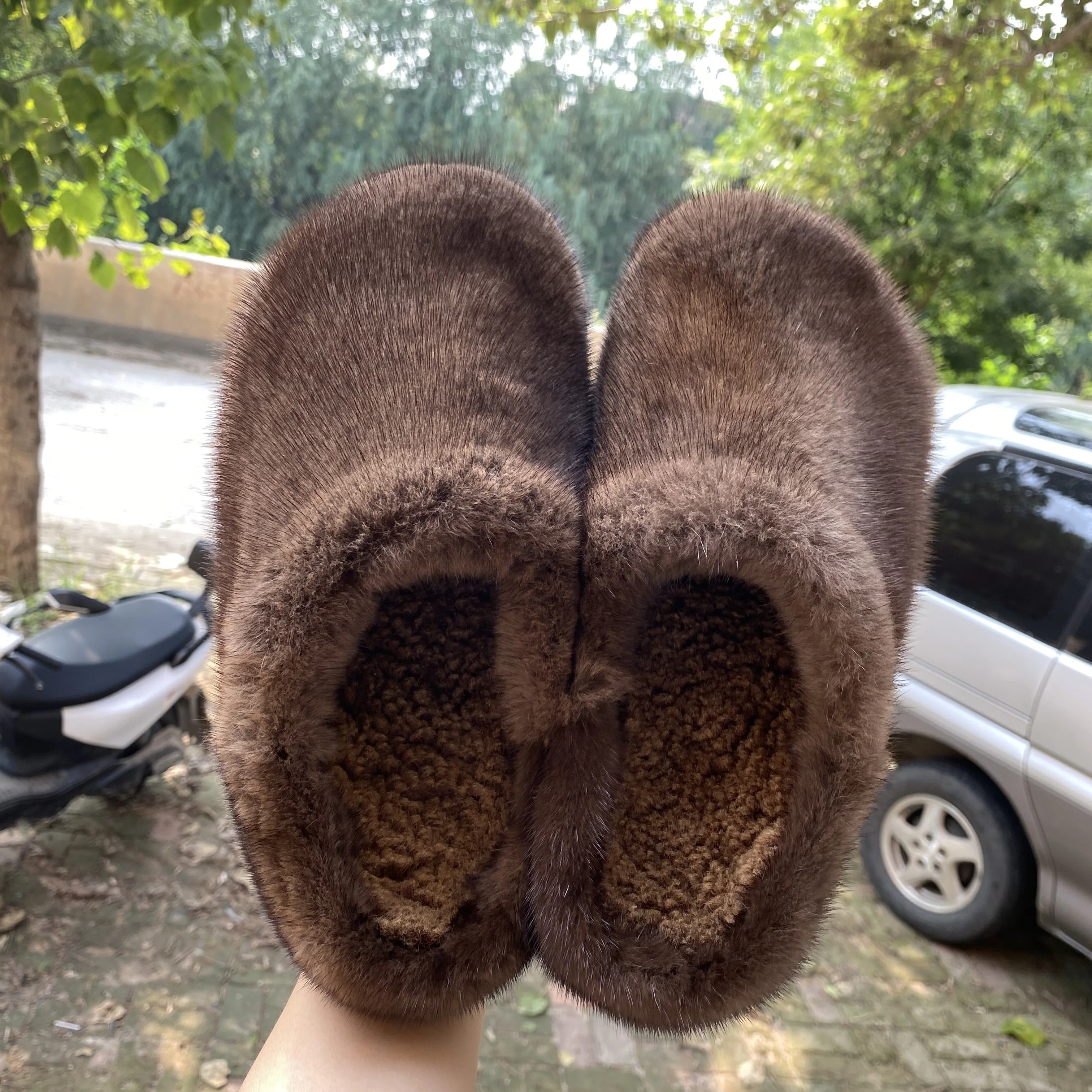 Female Luxury Real Mink Fur Slippers Women\'s Clogs Slip-On Casual Winter Shoes Mules Shoes Women Luxury Designer Mink Slippers