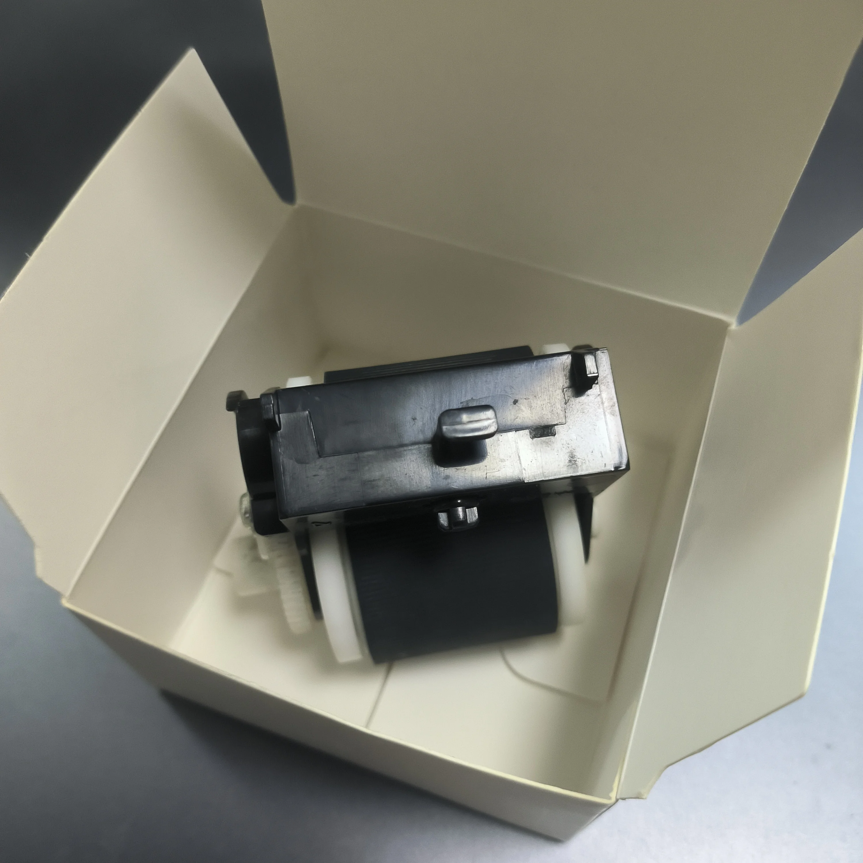 

LM4300001 Ролик подачи захвата в сборе для Brother HL 2820 2030 2040 2045 2050 2070 MFC7220 7225 7820 DCP 7010 7030 7025 Ремонт