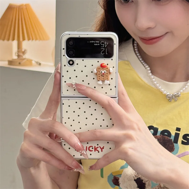 Cute Cookies Polka Dot Phone Case For Samsung Z Flip 6 5 4 3 Cover with Chain Leather Cute Cases For Galaxy Flip5 Flip4 Flip6 5G