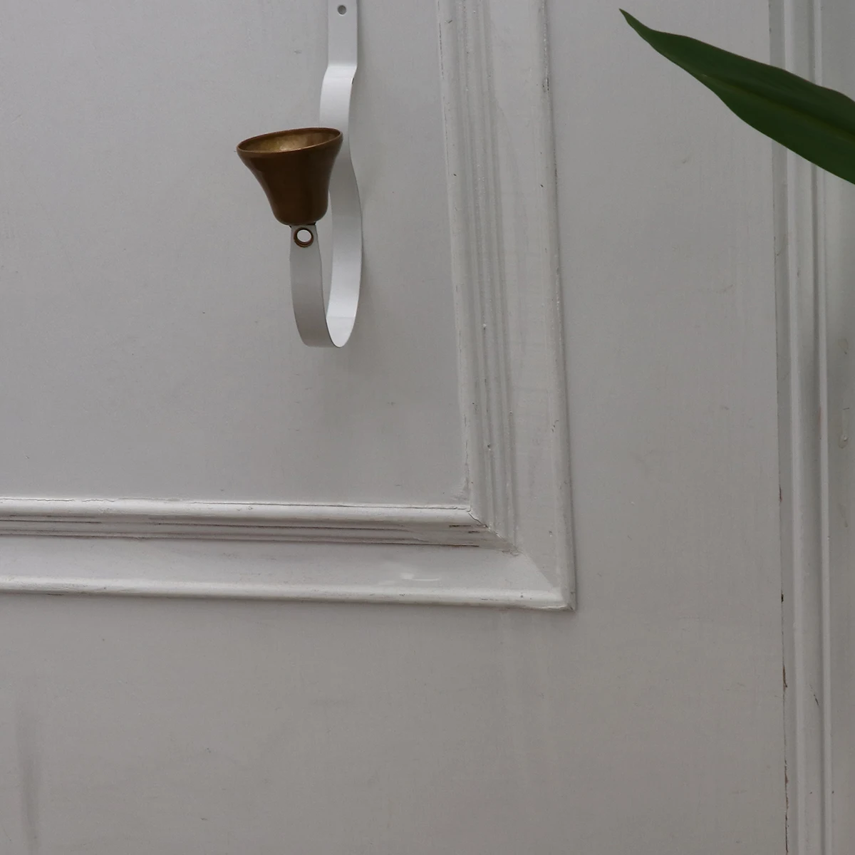 

Dog Training Doorbell White Long-Lasting Pet Sound Bell for Dog Potty Training Housebreaking Loud Clear Chime Pet Supplies