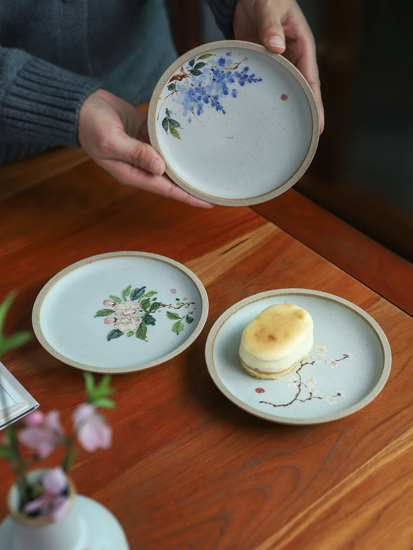 

Chinese Style Hand-Painted Ceramic Dim Sum Plate Serving Tray Tea Time Coffee Cup Mat Ceremony Sense Home Use Fruit Bowl