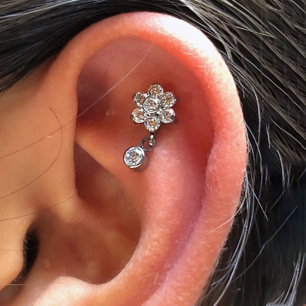 1PC G23 Titanium CZ 16G Dangle - Body Jewelry Internally Threaded recension och pris