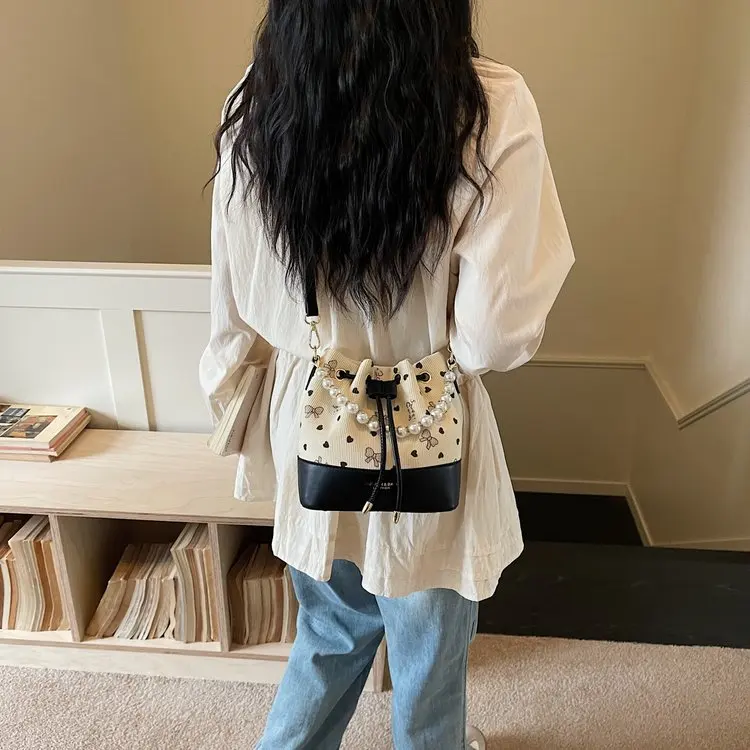 

Luxury Parisian Designer Retro Diaper Bag Crossbody Handbag For Women Elegant Large Capacity Leather Shoulder Tote