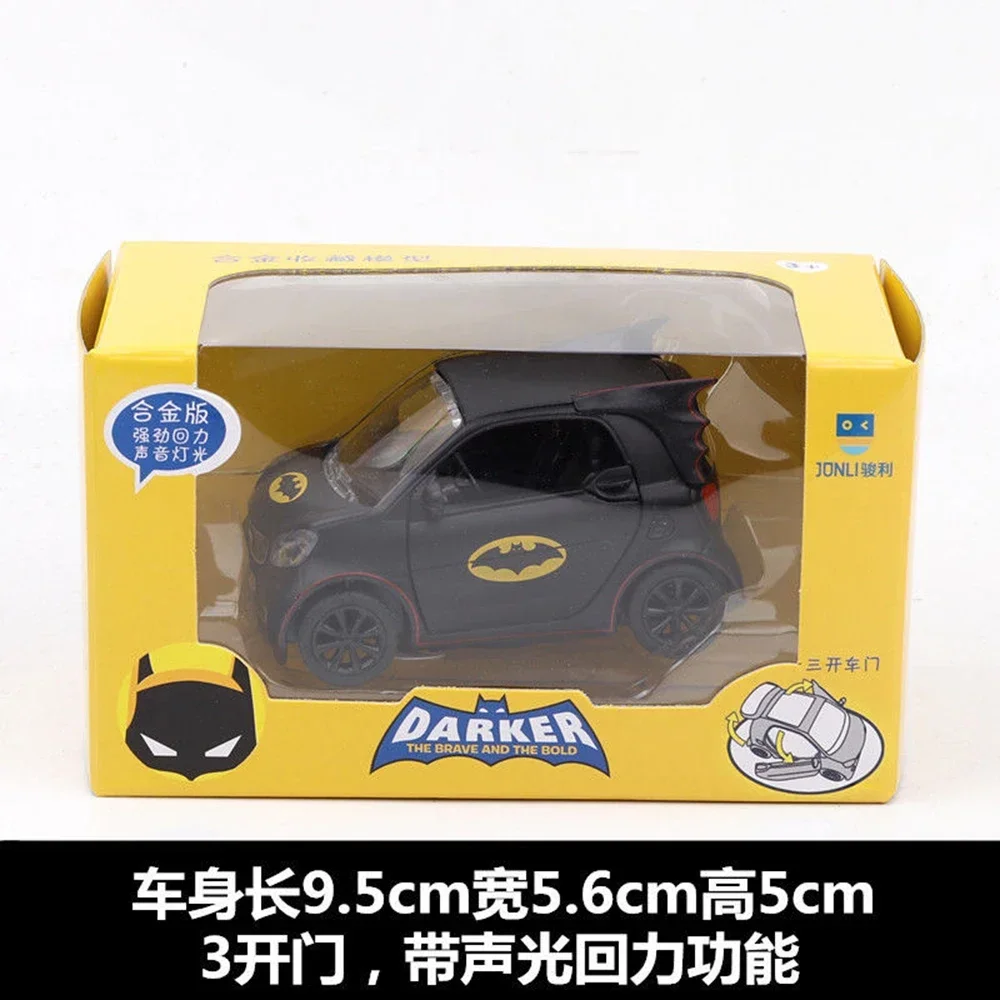 1:36 スマートバット クリスマス ダイキャストカー ブラック車両 プルバックおもちゃ付き 格安子供のおもちゃ 誕生日プレゼント E74