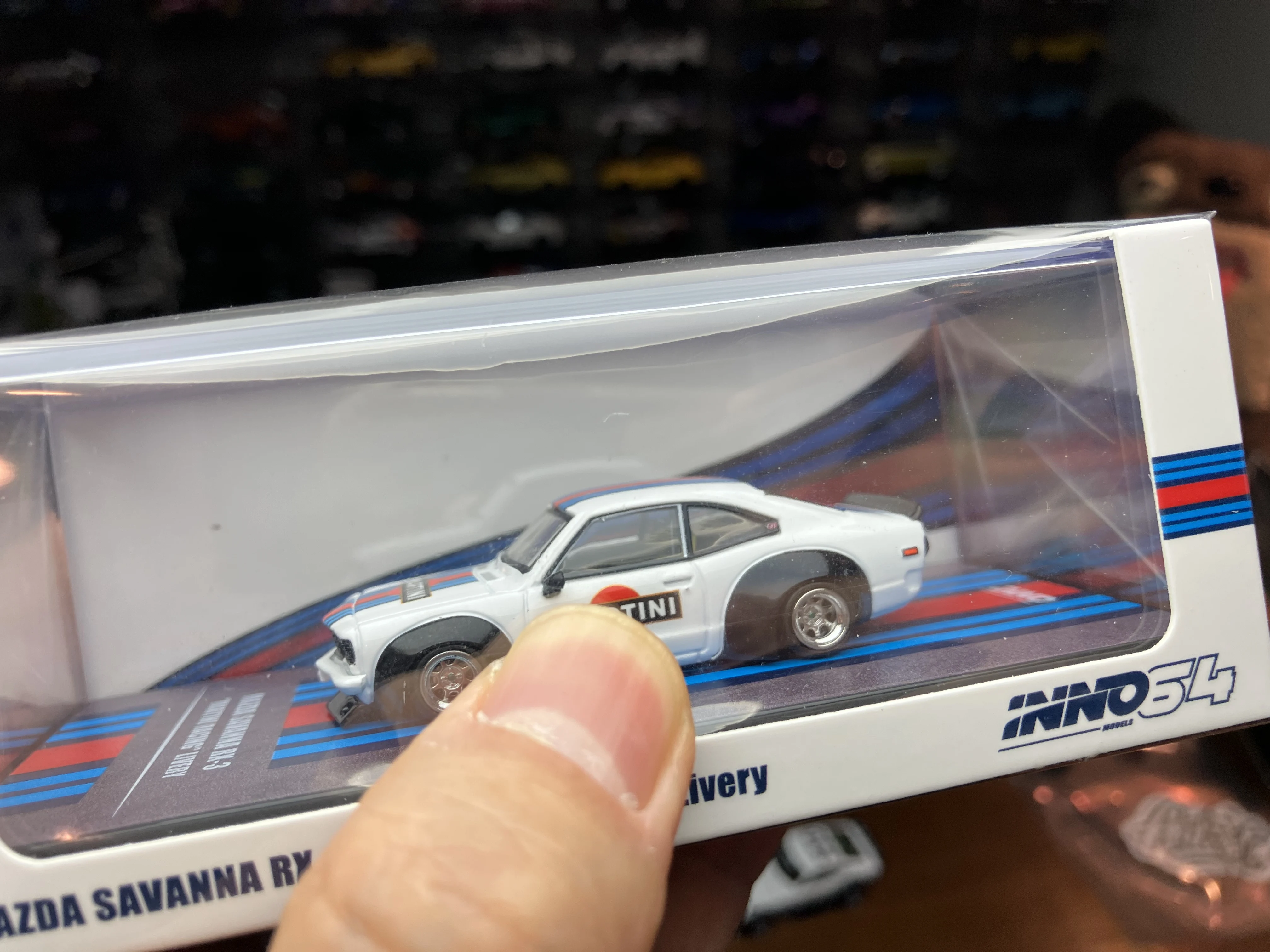 

INNO64 1:64 RX-3 Savanna Racing Livery White Diecast Model car Limited Alloy