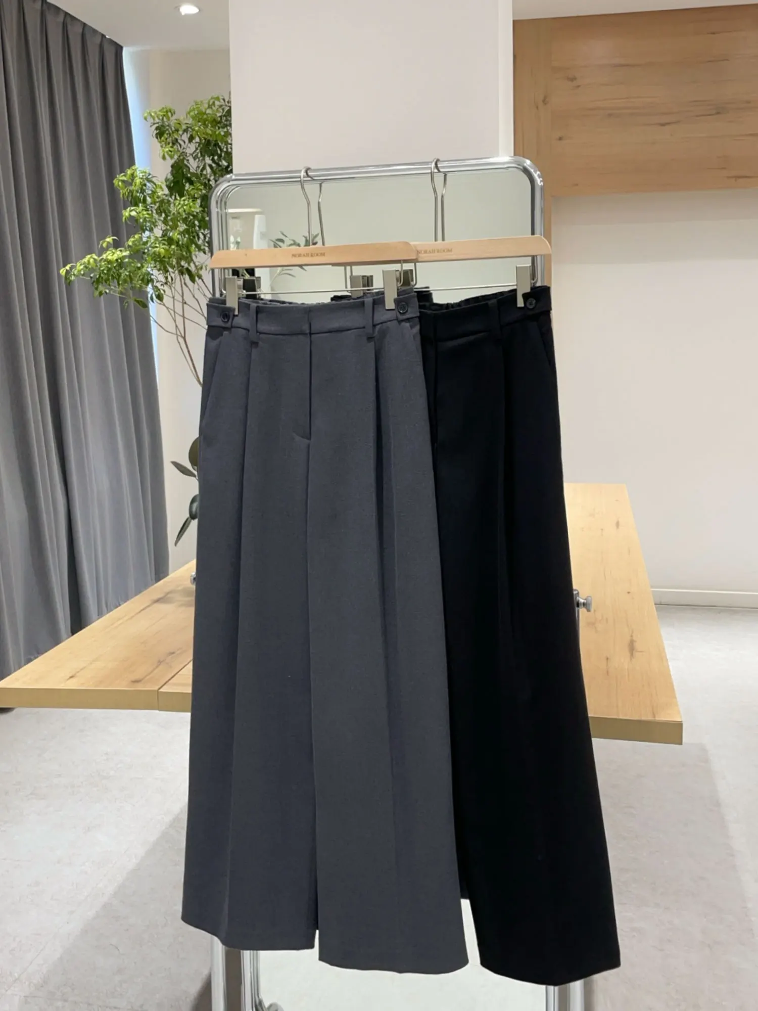 กางเกงสูททรงตรงเอวสูง Noxula Authentic รุ่น Fall 2025 จีบยาวคลุมเท้า ใช้งานได้หลากหลาย สไตล์เกาหลี ผ้าโพลีเอสเตอร์...