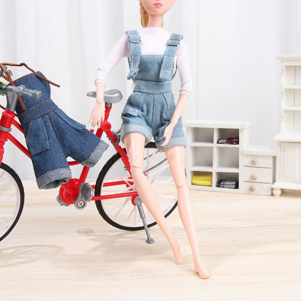 خلع الملابس بيت اللعب الاطفال هدية دمية وزرة تي شيرت أبيض صغير اكسسوارات ملابس دمى