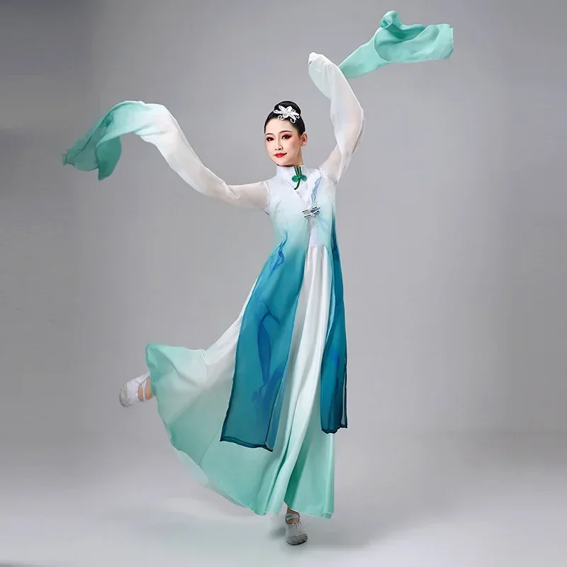 Klassische Tanzaufführungskleidung mit Wasserärmeln für Damen-Frühlingsfestgala im gleichen Stil im chinesischen Stil