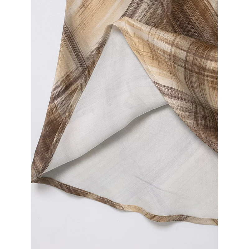 กระโปรงยาวพิมพ์ลายวินเทจสำหรับผู้หญิง ปี 2026 แฟชั่นใหม่ ผ้าซาติน หรูหรา สำหรับงานปาร์ตี้ กระโปรงยาวลำลองสไตล์ไฮสตรีทสำหรับผู้หญิง ﻿