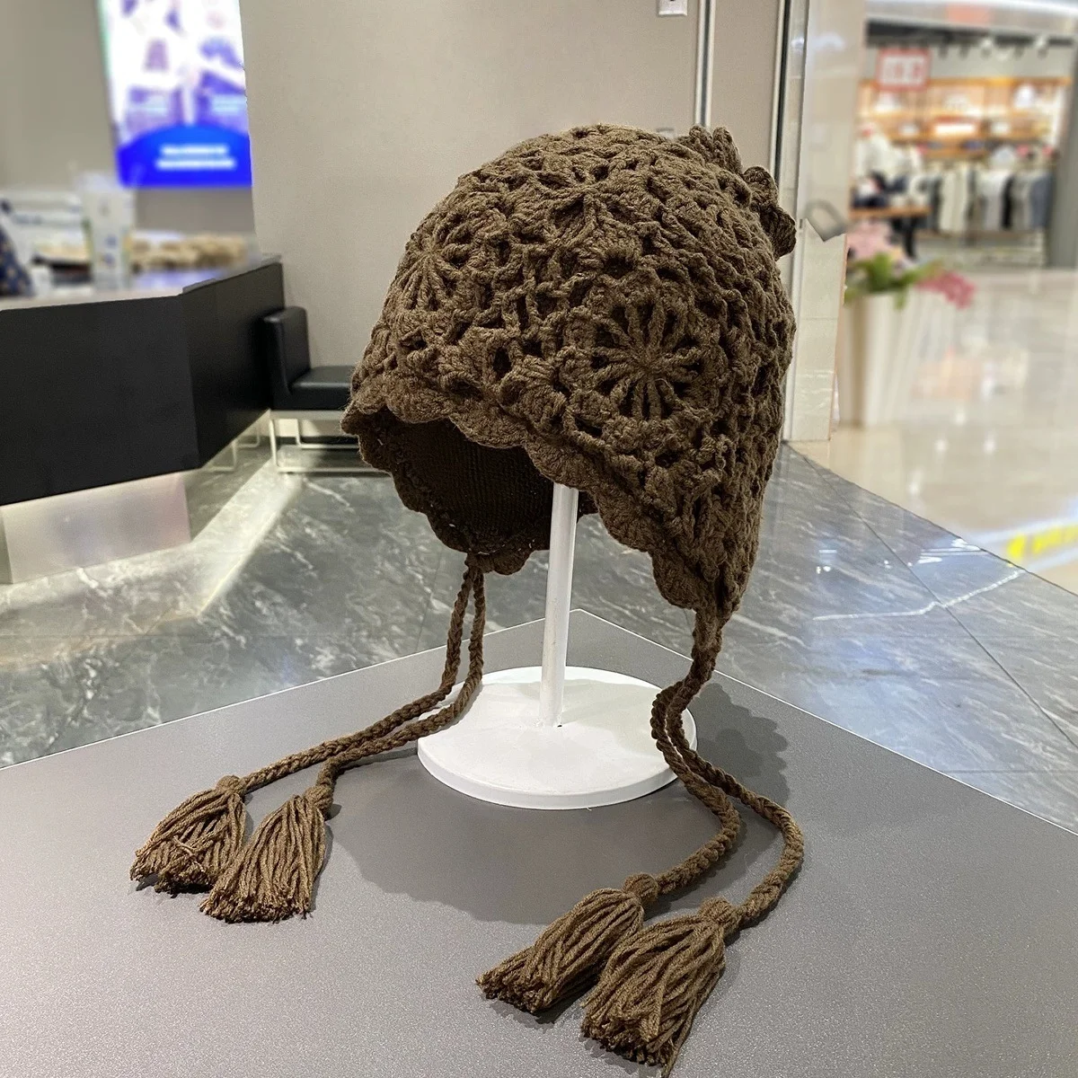 手編みの耳当て付きビーニー帽（女性用）：秋と冬の旅行に最適な多用途の二重ニットビーニー帽