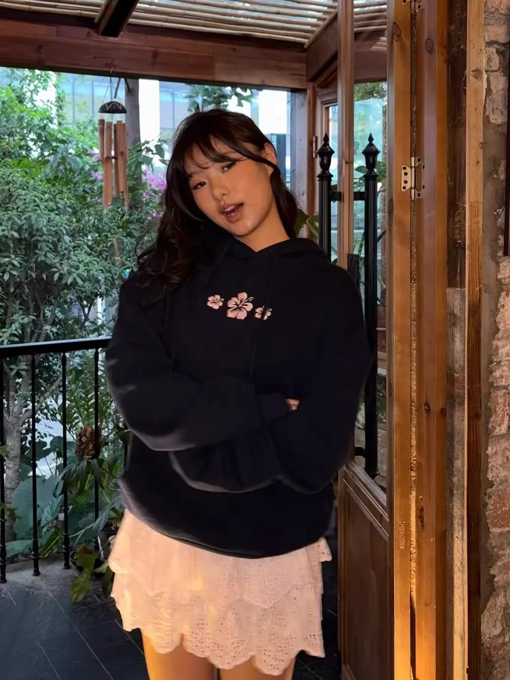 快適なコットンパーカー レディース ルーズフィット プリント カジュアルトップ 韓国風 スレ 花柄デザイン ロングスリーブ スウェットシャツ