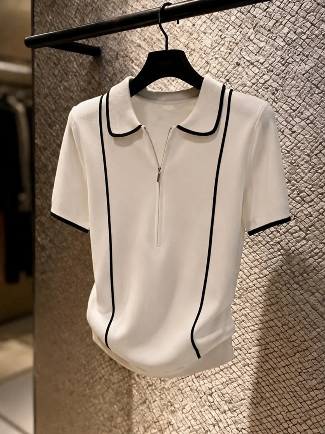 

Color Block Design Ice Silk Knitted Top Casual Short Sleeve Turn down Collar Soft Summer Fashionable Versatile Anti Aging