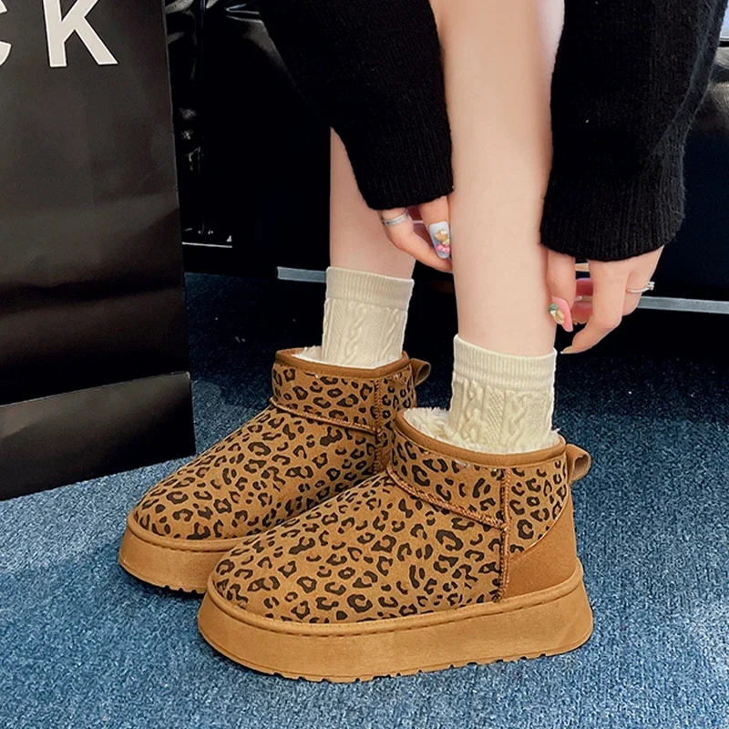 Platform Snow Ankle Boots Leopard Women Warm Cotton Shoes New Fashion Winter Casual Flats Shoes 2024 Trend Suede Plush Botas