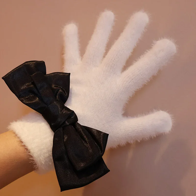 

Kawaii Oversize Bow Tie Gloves Fur Lolita Winter Imitation Mink Hair Fullfinger Touch Screen Gloves Mittens Party Accessories