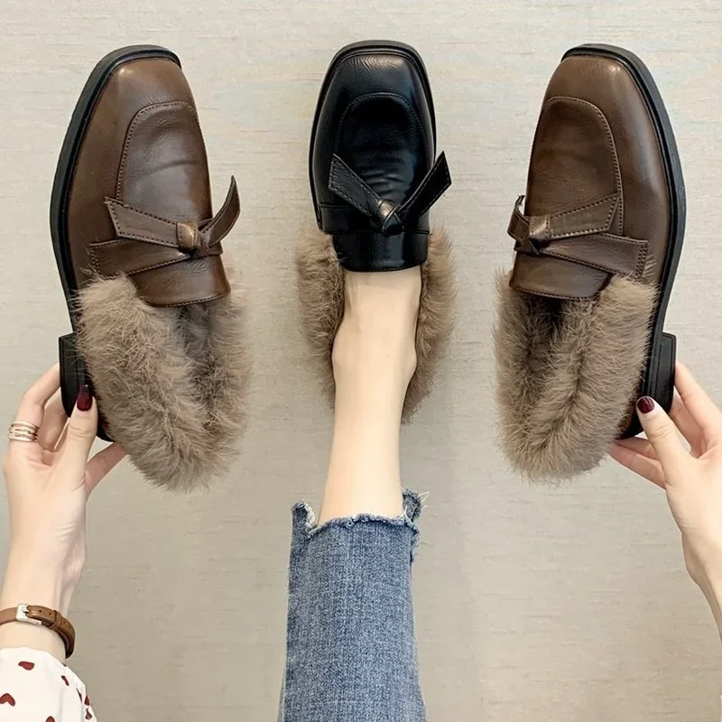 Luxury 2022 Fashion Women Loafers Faux Rabbit Fur Slip-on Shoes Woman Low Heels Casual Plush Warm Boat Shoes Zapatos De Mujer