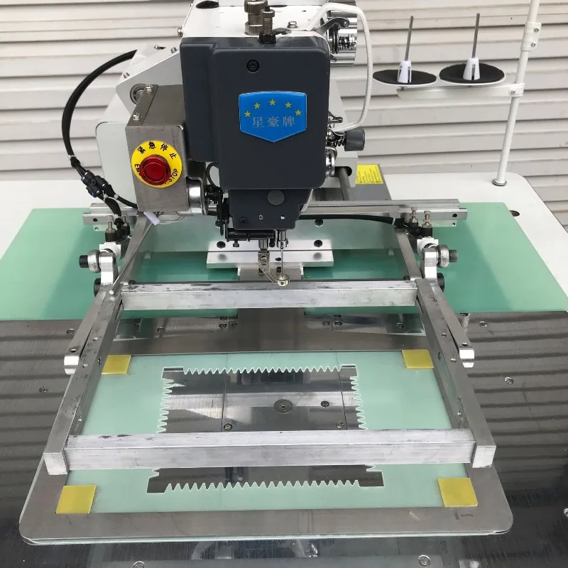 Mattress labeling machine, mattress labeling machine, home textile thick material sewing machine