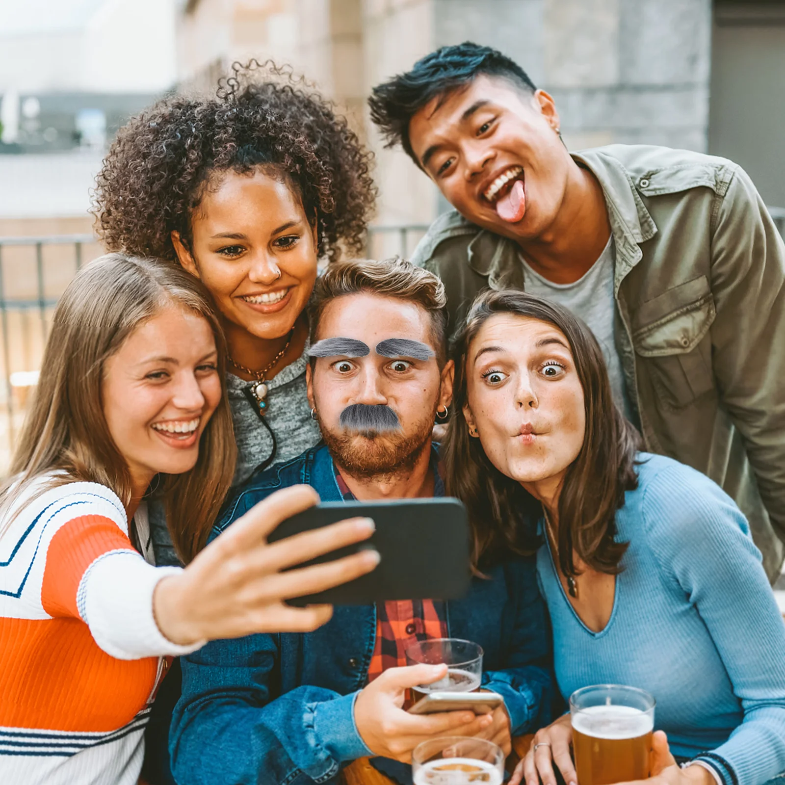 1 set di barba finta e sopracciglia combinati dall'aspetto realistico, facile da applicare per il travestimento di Halloween, cosplay, raccolta festiva, oggetti di scena da uomo
