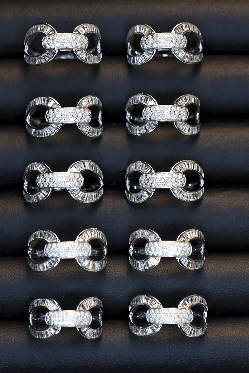 KUGG 100% Anelli in oro bianco 18 carati Design a catena di moda Anello di fidanzamento con vero diamante naturale da 0,70 carati per gioielleria raffinata da donna