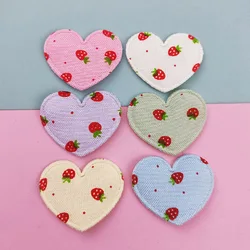 Adorabile Applique imbottita a cuore alla fragola, accessori per fascia per bambini, scarpe, toppe decorative per cappelli, 60 pezzi