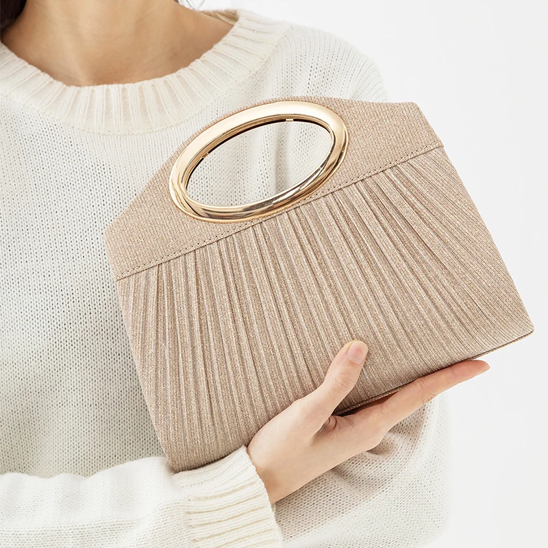 

Fashion Elegant Clutch Bag 2026 New Year Dinner Bag Bride Bridesmaid Lady Handbag Fashion Simple Pleated Women's Handbag