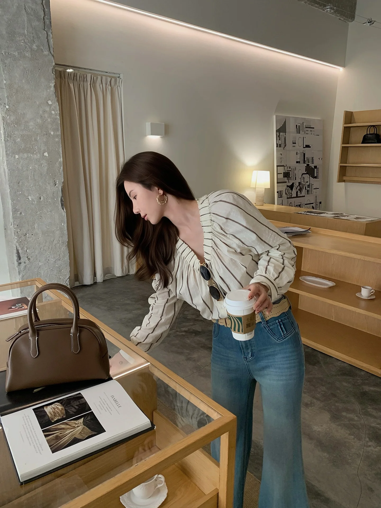 

Sasa Women's Loose Long Sleeve V-Neck Shirt Spring New Style Retro Floral Lace Strip Pattern Breathable Cotton Commute Fashion