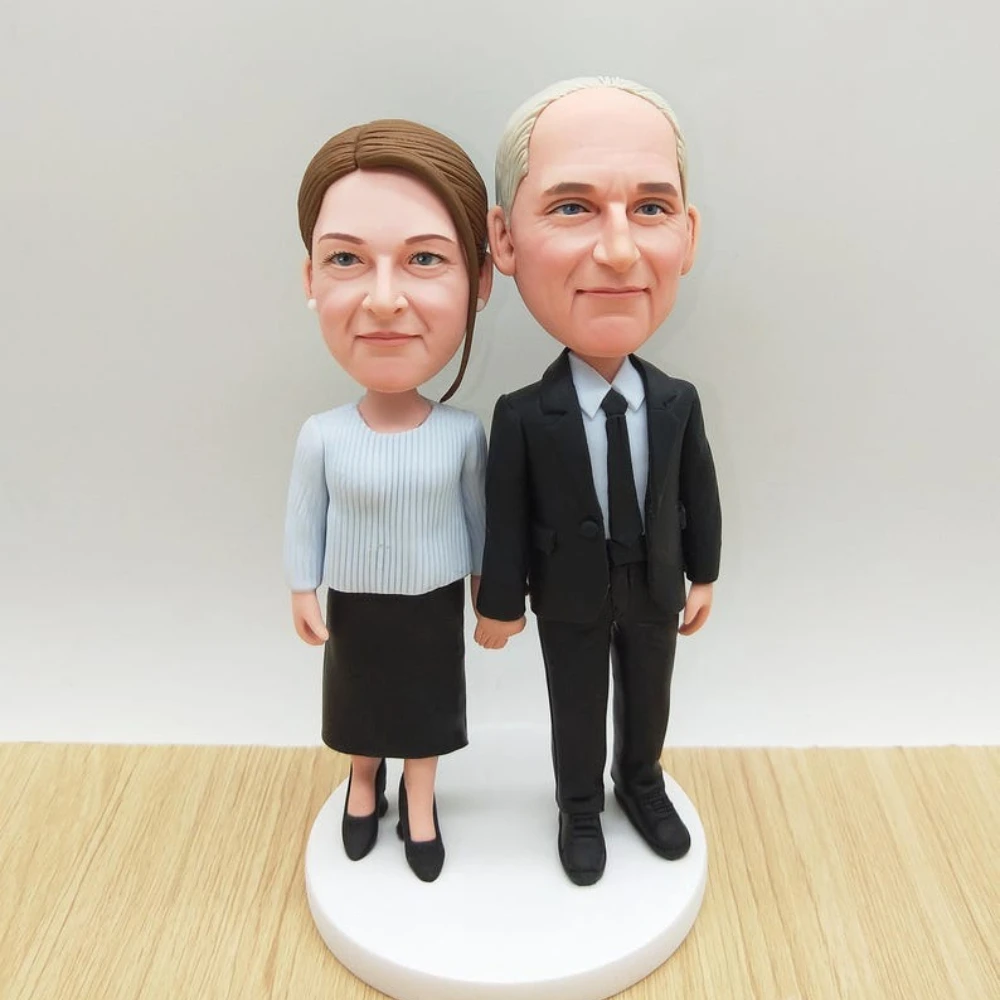 

Custom Bobbleheads Dolls Clay Figurine Romantic Gift for Boyfriend Girlfriend Wedding Anniversary Handmade Shelf Decor
