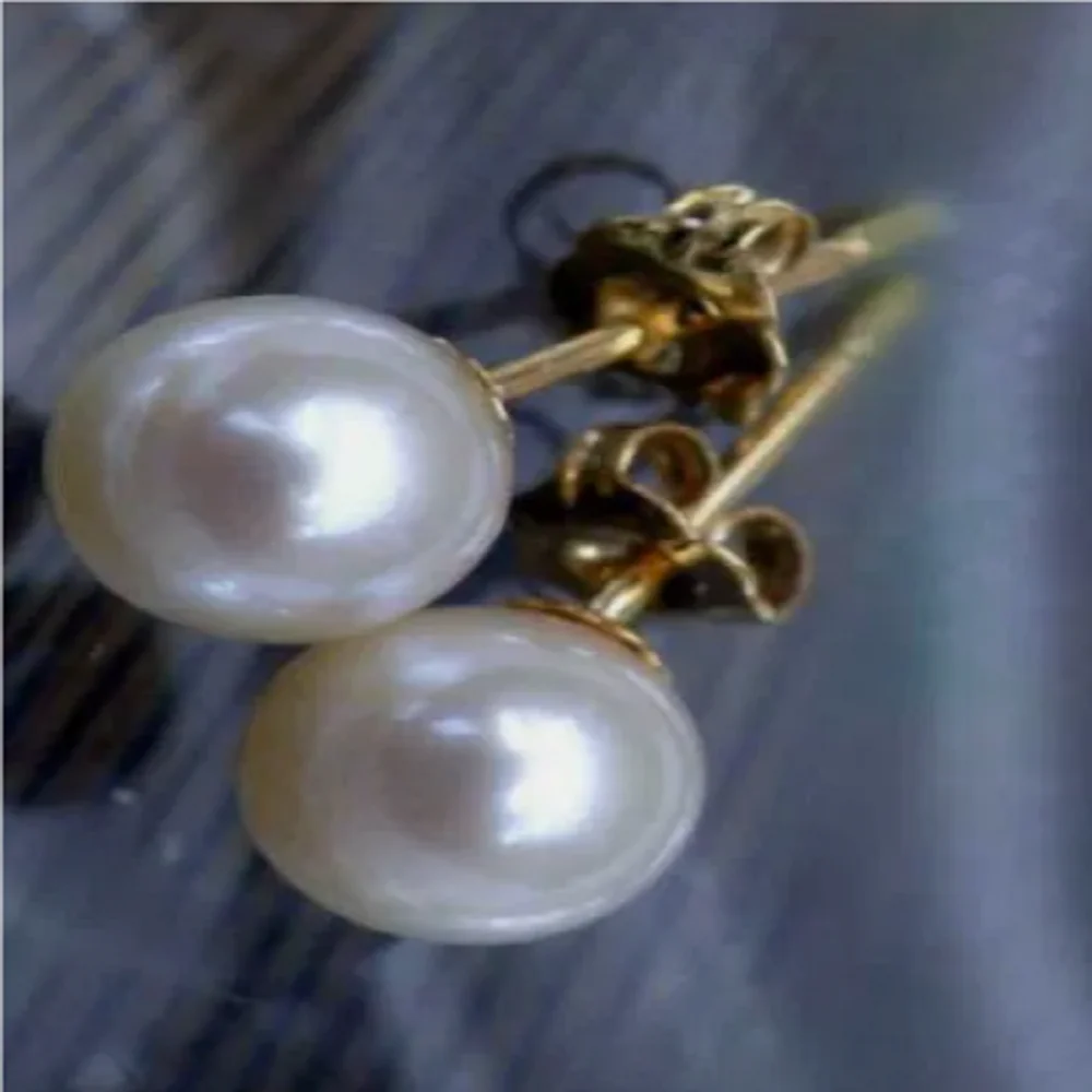 

Beautiful round 7-8 mm AAA+true white AKOYA pearl earrings 14K gold 8-9mm 9-10mm