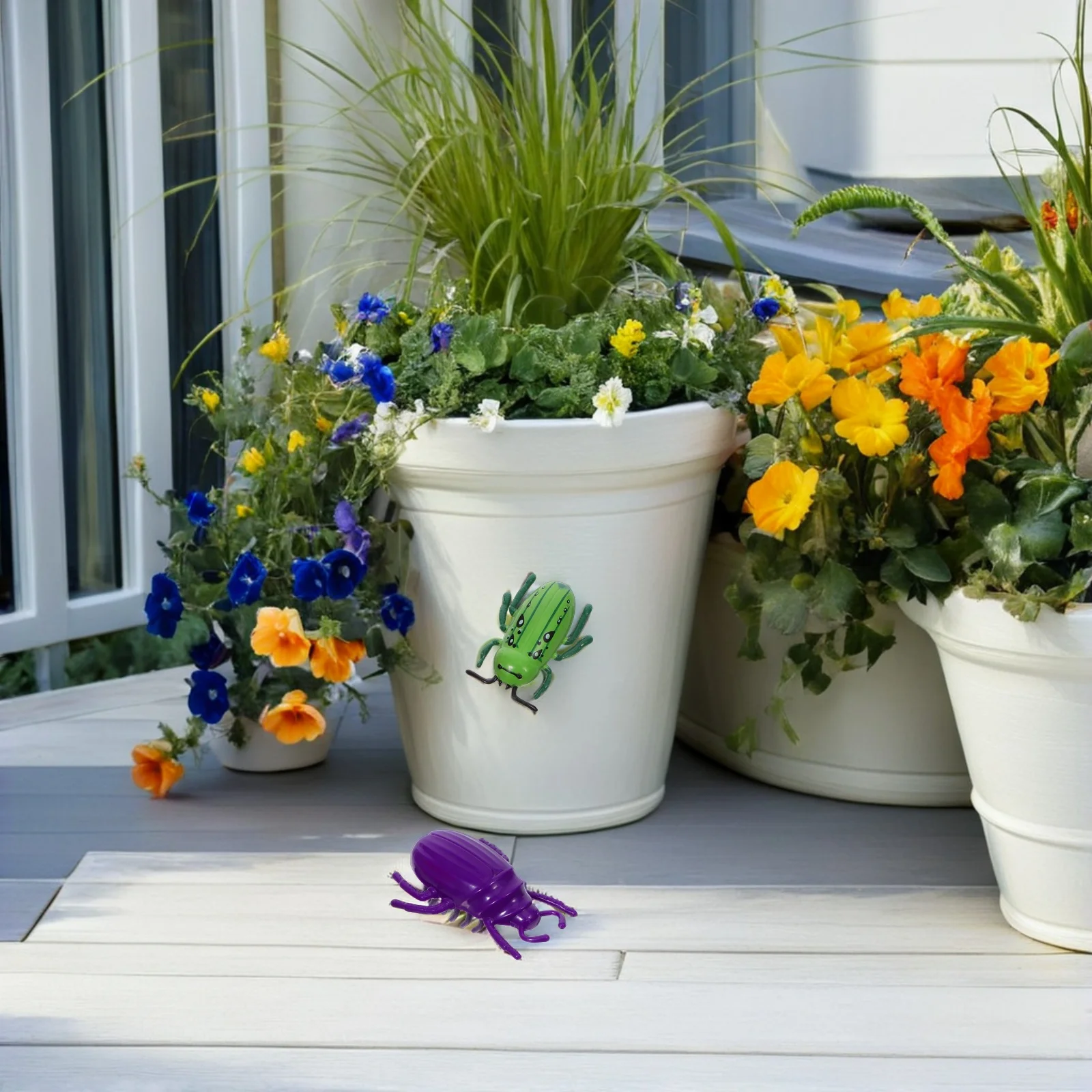 4 قطع من المشي الكهربائية الصغيرة المتحركة لبق محاكاة دعابة الحيوانات الأليفة التفاعلية أوتوماتيكية مع زر لمتعة الأطفال