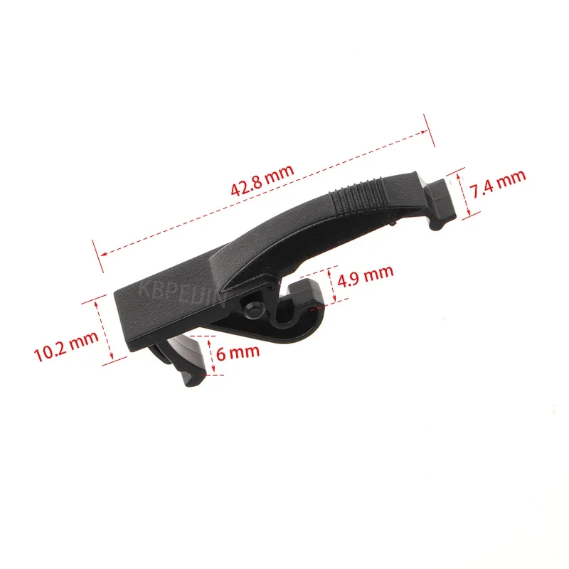 1Pcs 8E0955247 For Audi A4 B6 B7 S4 Quattro 2001 2002 2003 2004 2005 2008 Wiper Arm Plastic Collet Clip Fixed Parts Accessories