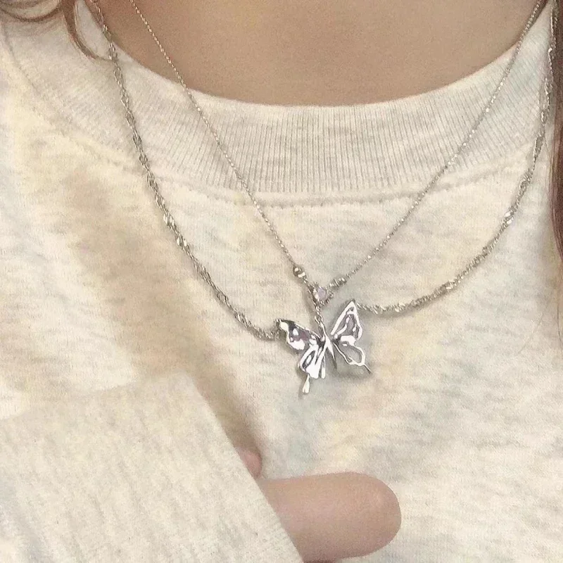 Thumbnail 4 - #23 Compare Pendant Necklaces Before You Buy