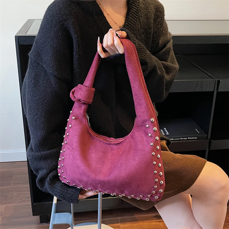 

Сумка подмышками в стиле ретро Майяра с заклепками, европейская и американская мотоциклетная сумка для женщин, винтажная сумка-тоут из искусственной ткани