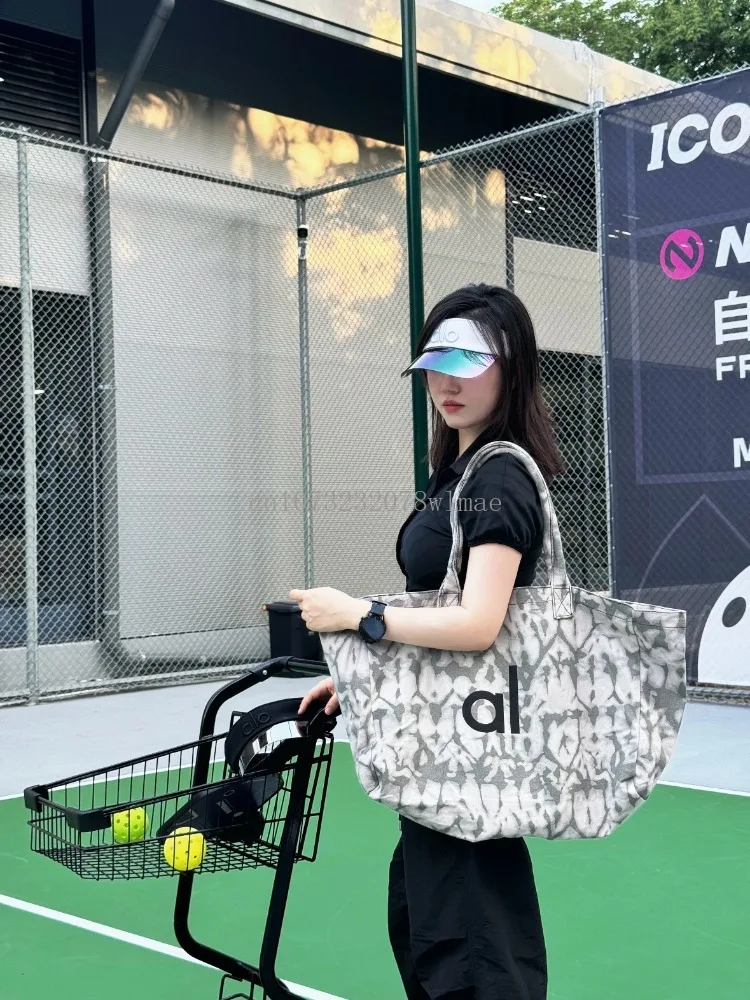 Korean Casual Tie Dye Letter Printed Travel Bag Luxury Designer Women Summer Tote Bag Large Capacity Sports Storage Luggage Bag image 2