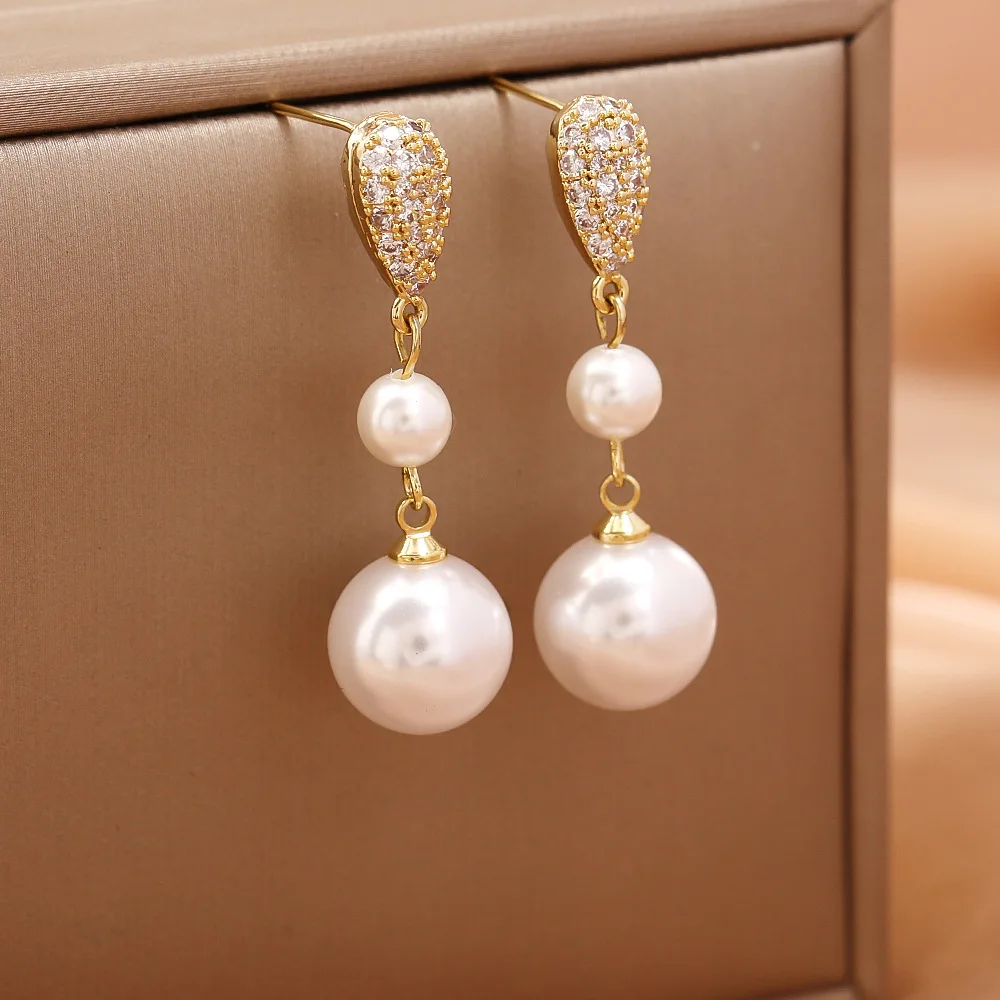

Fashionable, exquisite and high-end long pearl earrings, elegant and personalized, versatile zircon commuter earrings