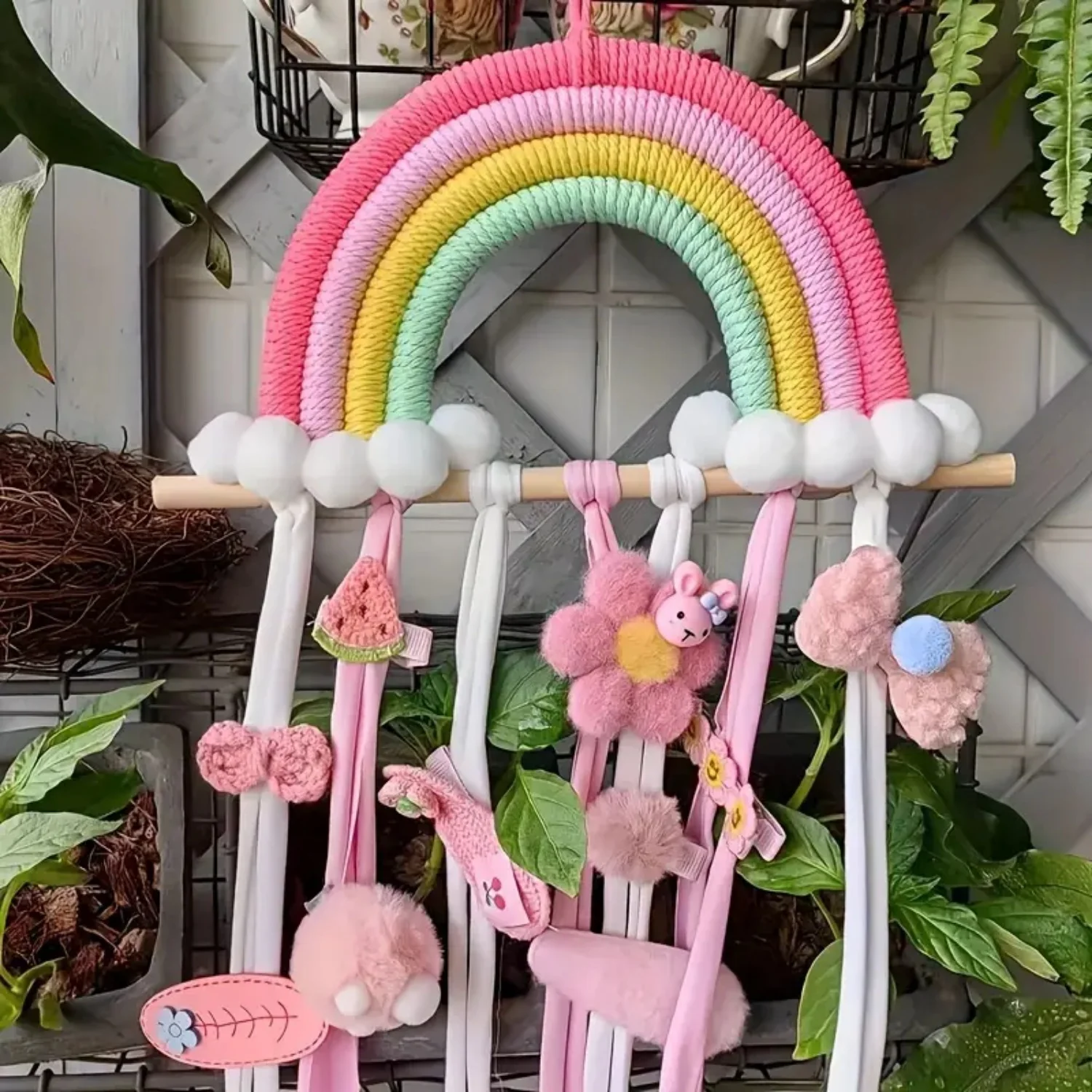 Yarn Home Decor - Wall-Mounted Rainbow Hair Accessory Storage, Colorful