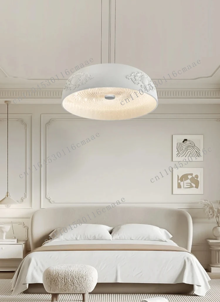 

Newly Designed Warm Cream Colored Wind Carved Chandelier Lighting Fixtures for Bedrooms and Dining Rooms