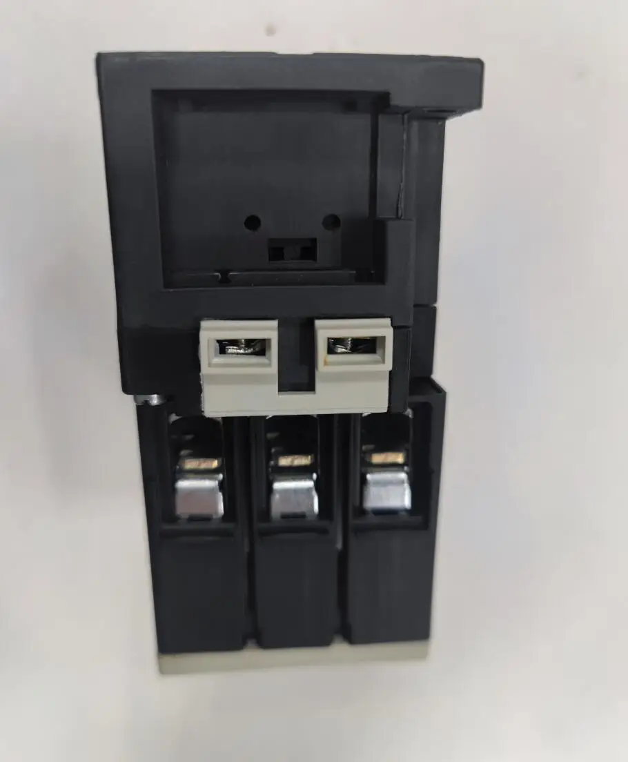 1PCS Fast Shipping 3RT1035-1AL20 Brand In Box New Original 3RT10351AL20 Contactor