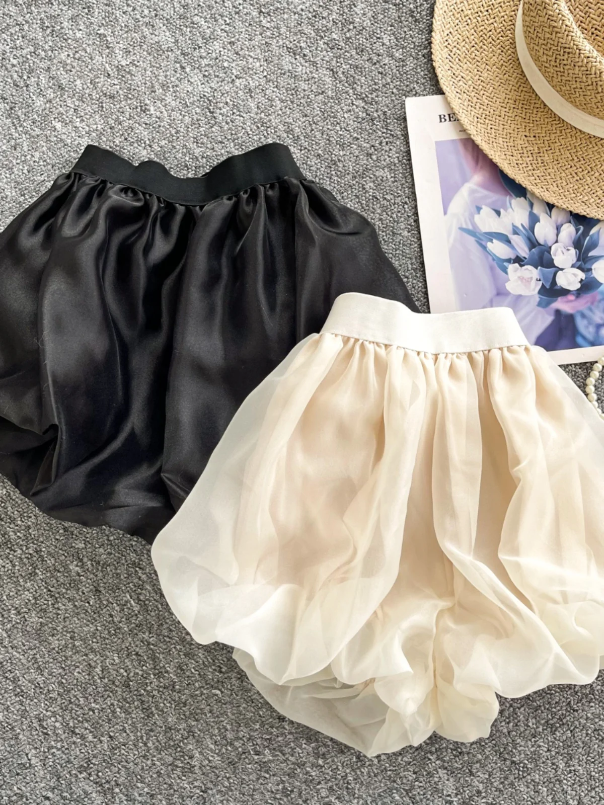

Shorts Woman Summer 2025 New White Korean Fashion Harajuku Fluffy Skirt Shorts Woman Clothing Y2K Black Bloomer Women'S Shorts